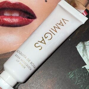 💄🫦• 🤍 Refinery29 x VAMIGAS x Lippy Vibes 🤍• 💄🫦
